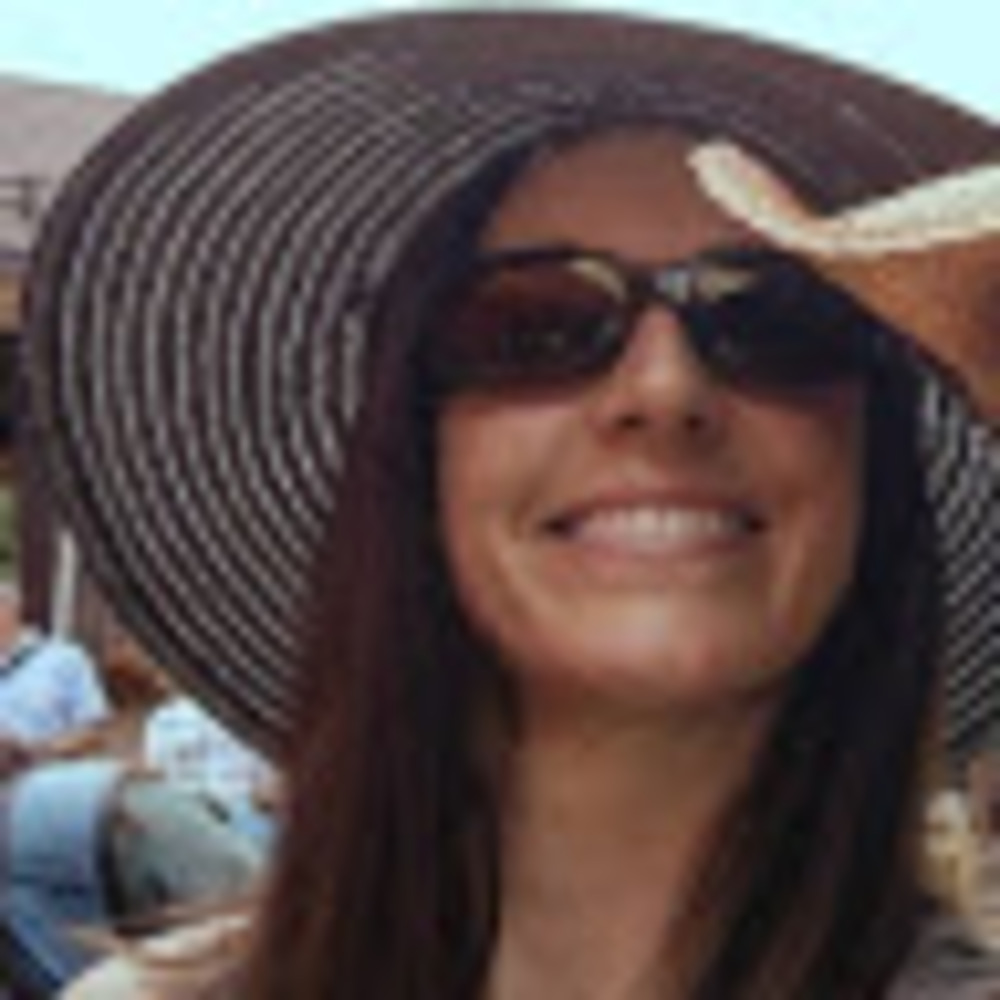 Meet your Posher, Lorrie